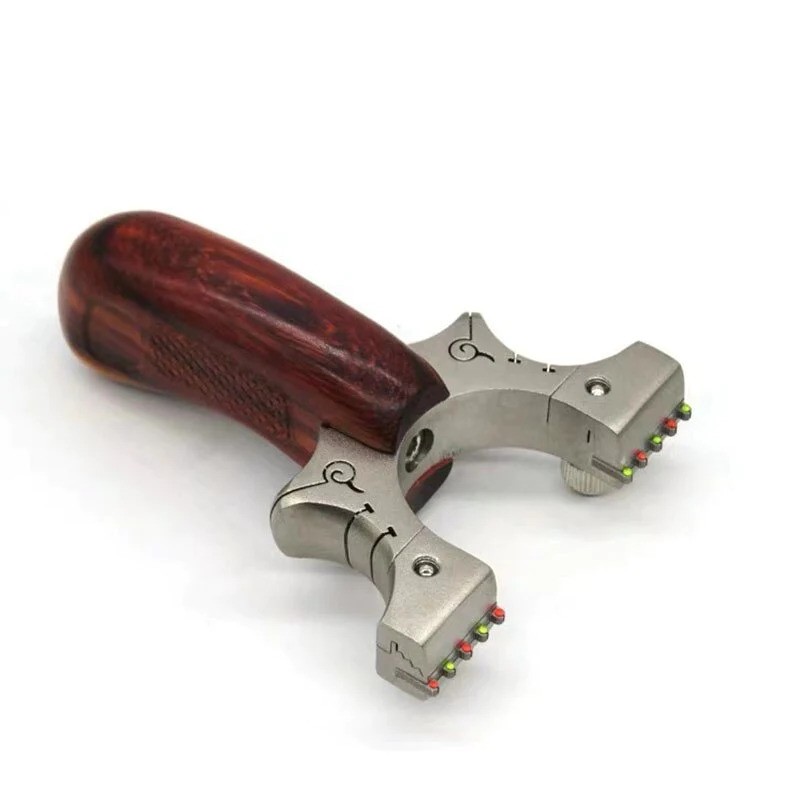 Lance-pierre Avenger en inox avec poignée en bois — miniature 3